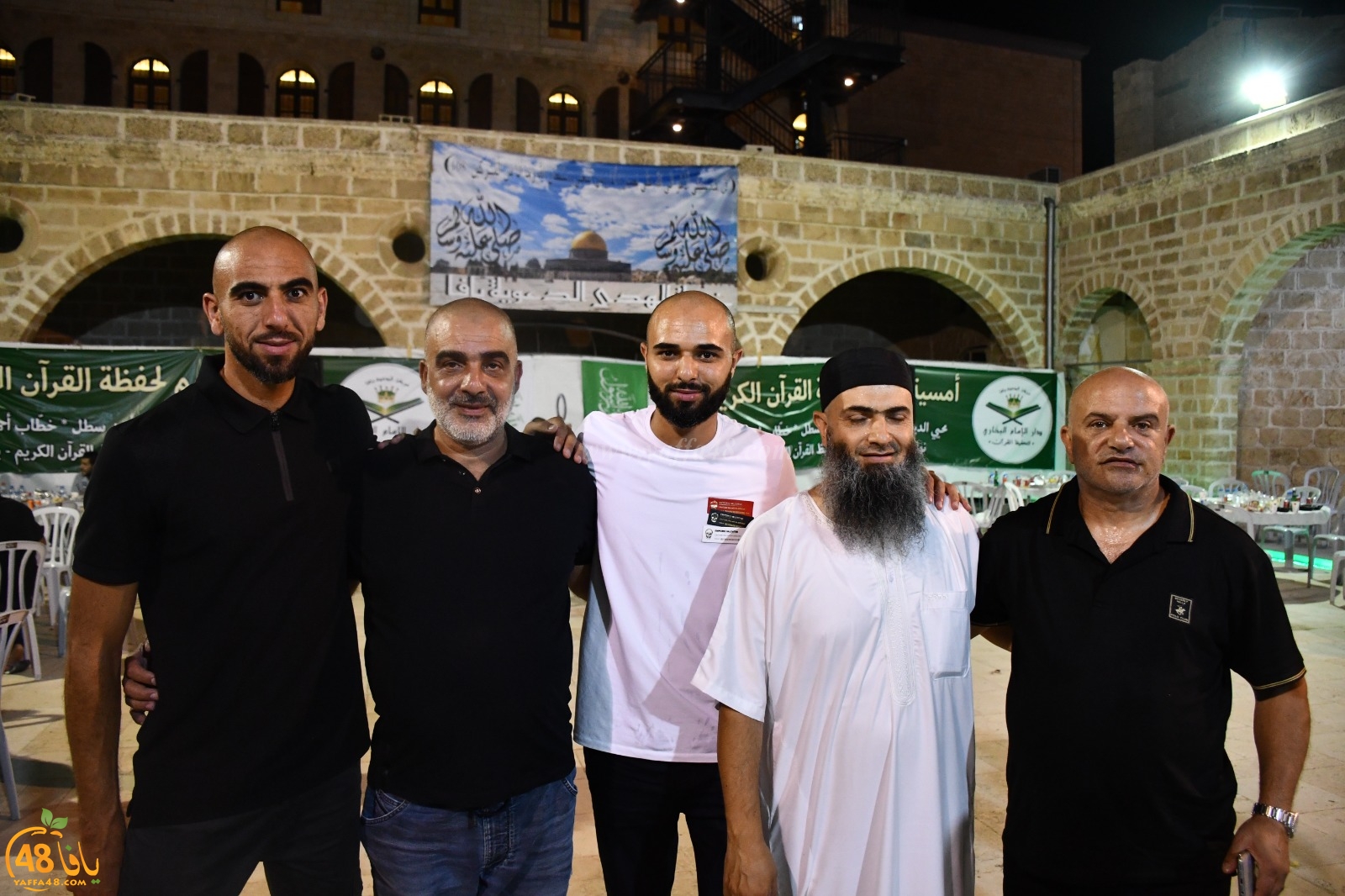 خيمة الهدى تستضيف الشيخ رائد فتحي لتكريم حفظة القرآن الكريم في يافا